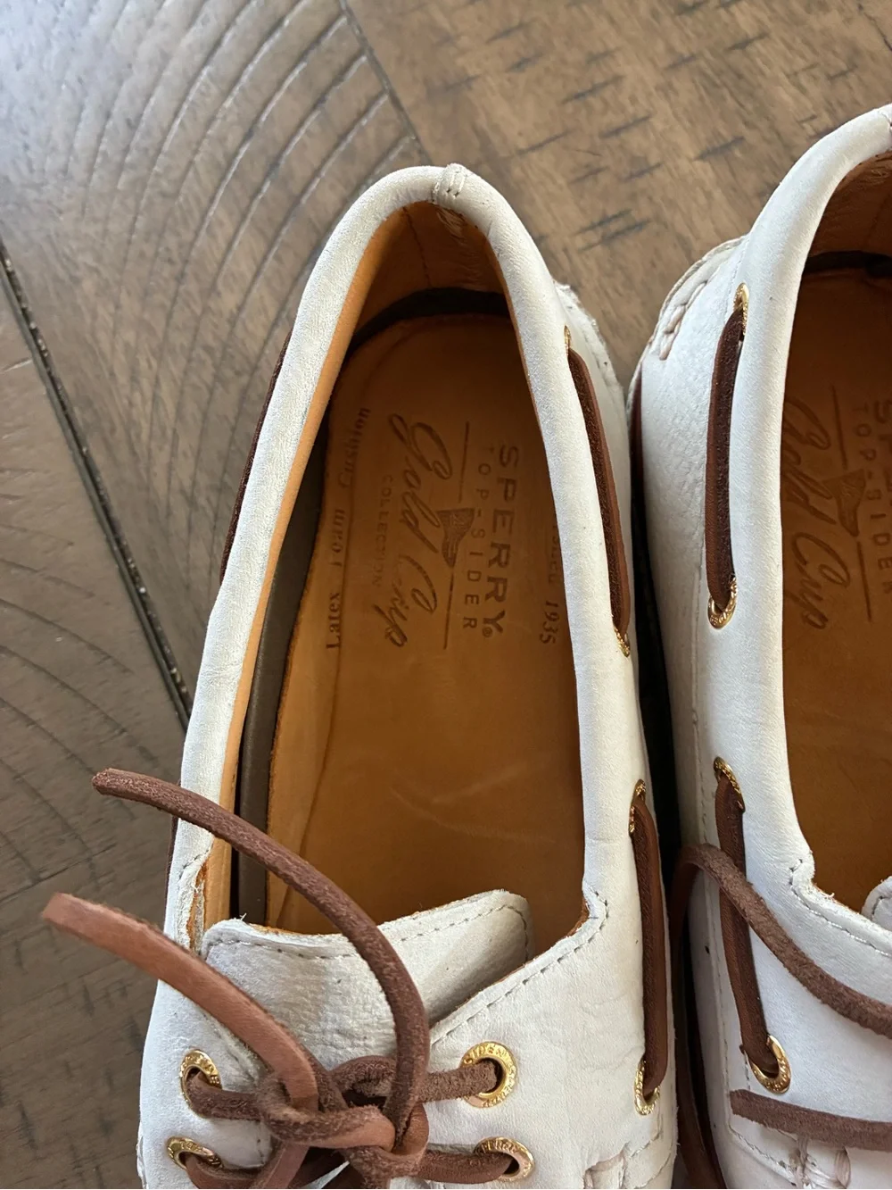 Sperry Men’s White Leather Boat Shoes with Brown Laces